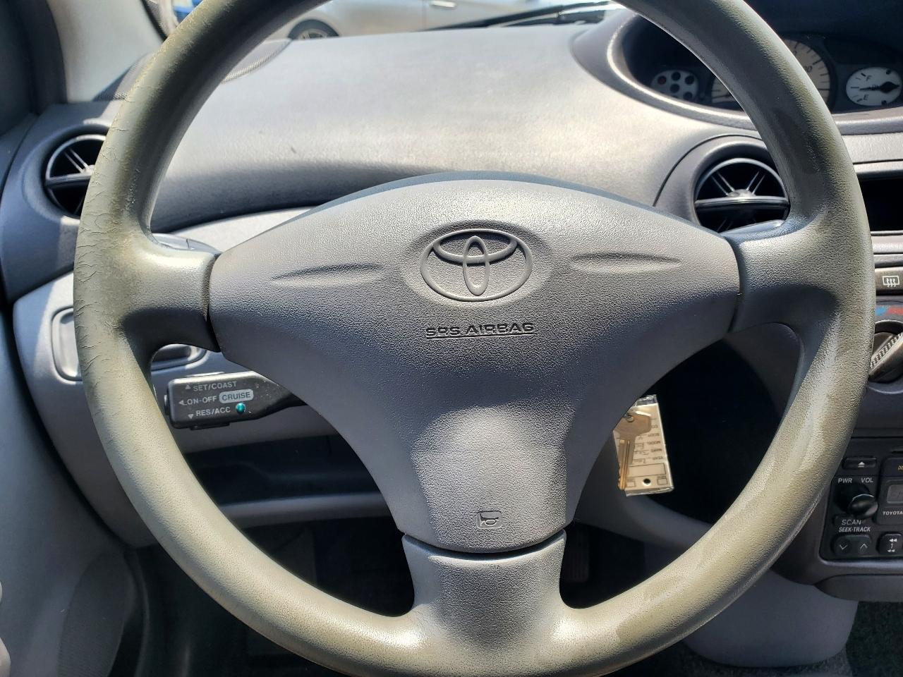 Toyota ECHO 4-Door Sedan 2002