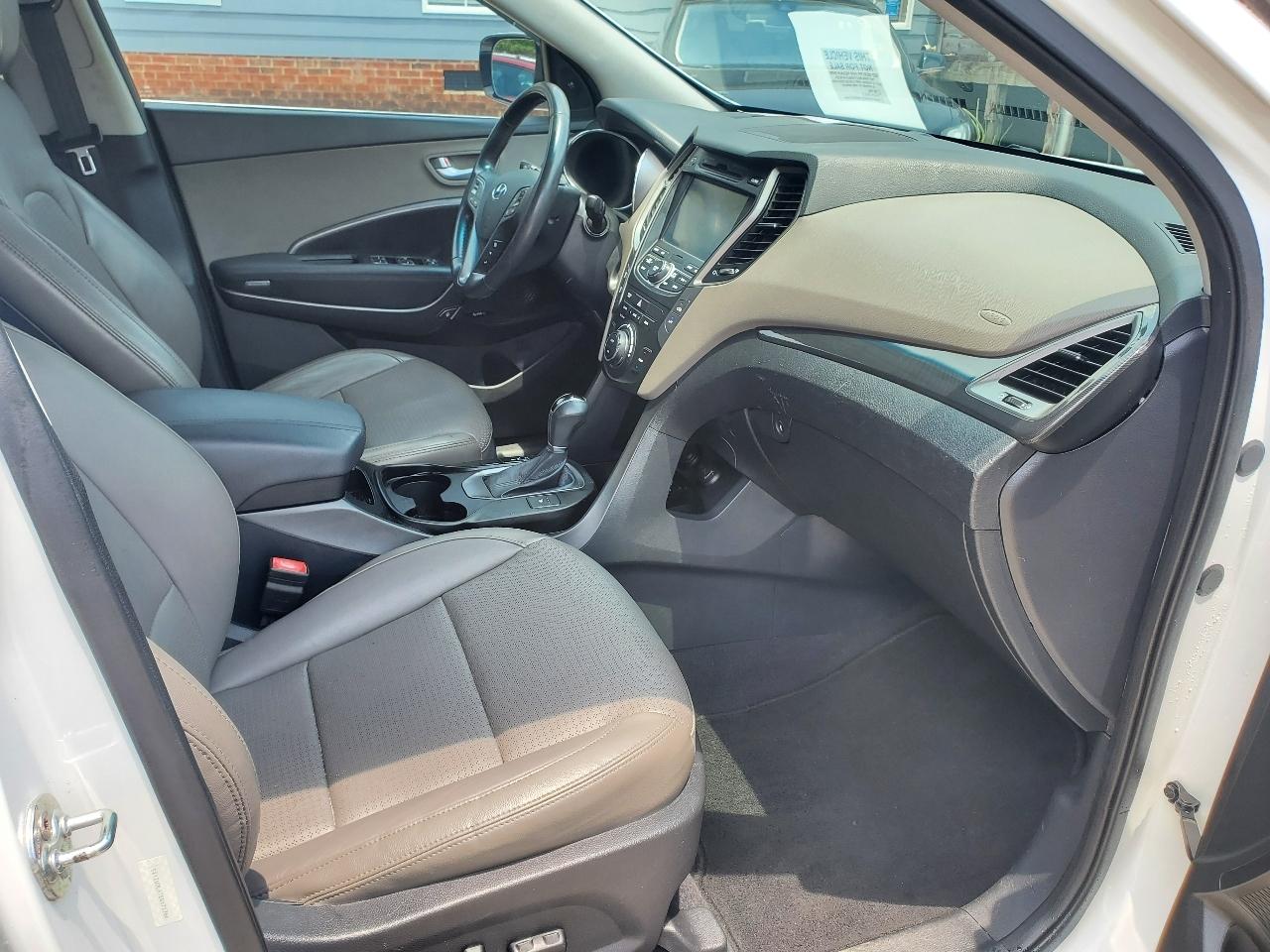 Hyundai Santa Fe Sport 2.0T FWD 2014