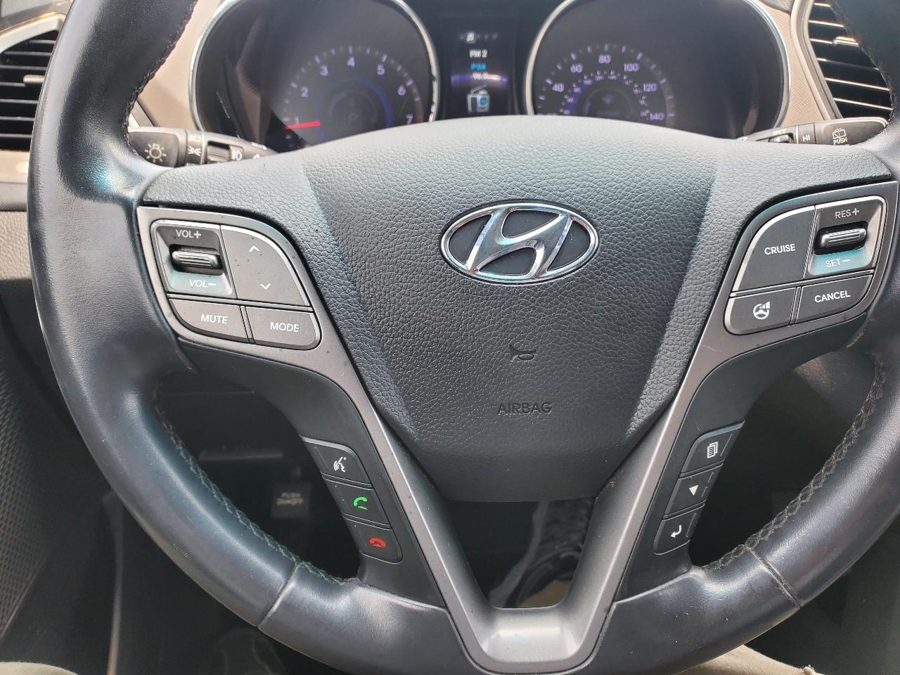 Hyundai Santa Fe Sport 2.0T FWD 2014
