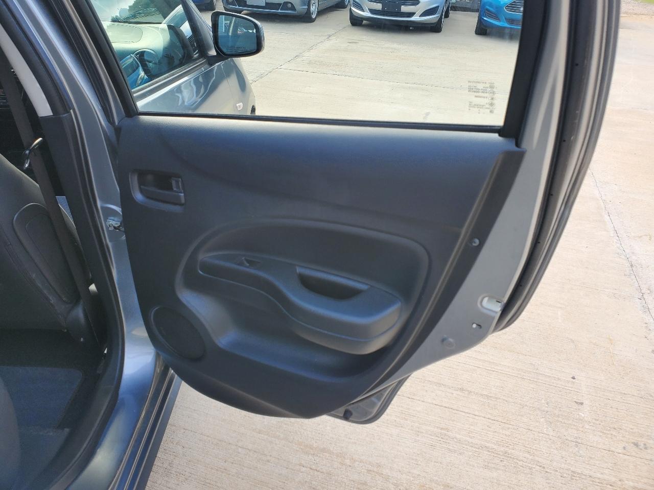 Mitsubishi Mirage ES 4D Hatchback 2020