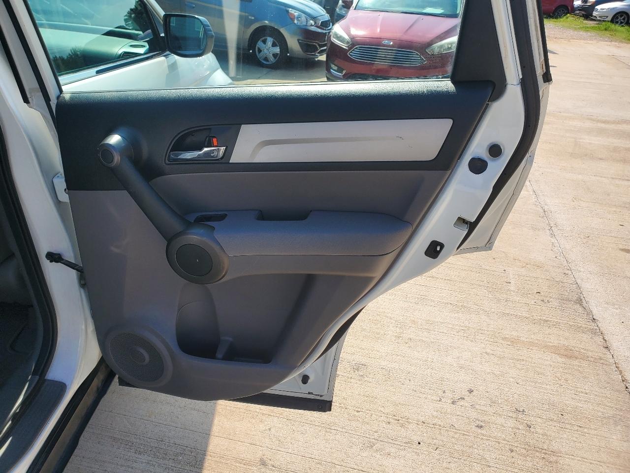 Honda CR-V LX 4WD 2011