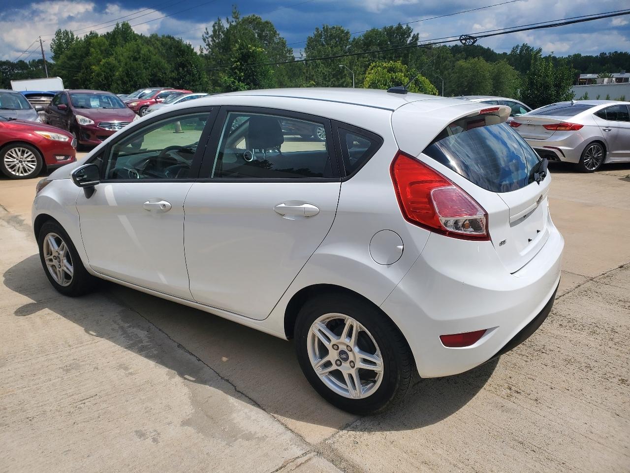 Ford Fiesta SE Hatchback 2017