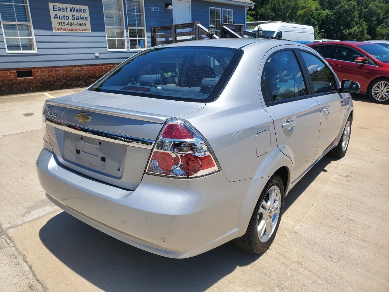 Chevrolet Aveo LS 4-Door 2009