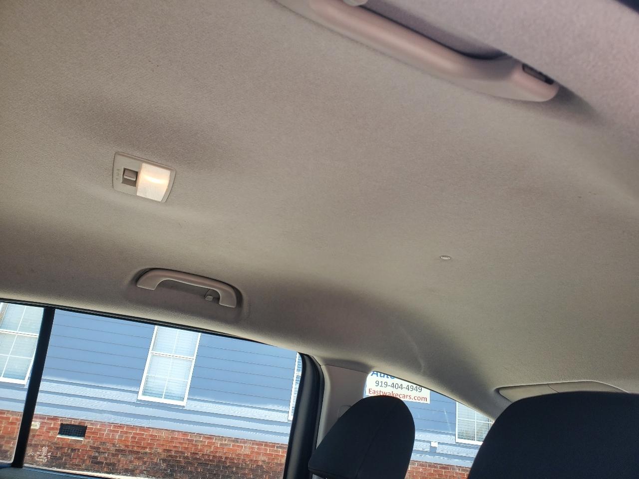 Mazda MAZDA5 Sport 2014