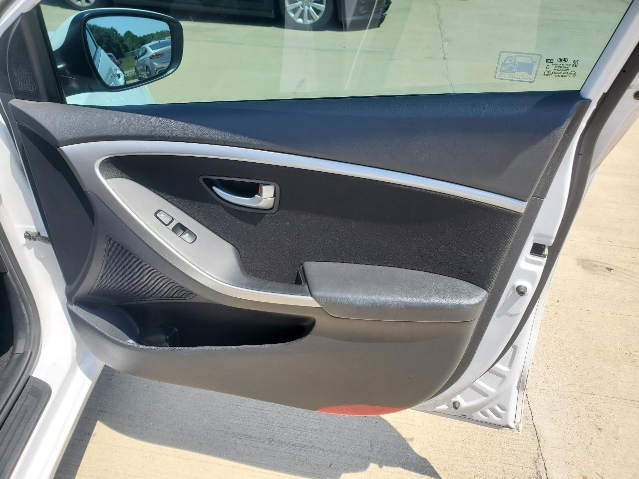 Hyundai Elantra GT Sport Auto 2016