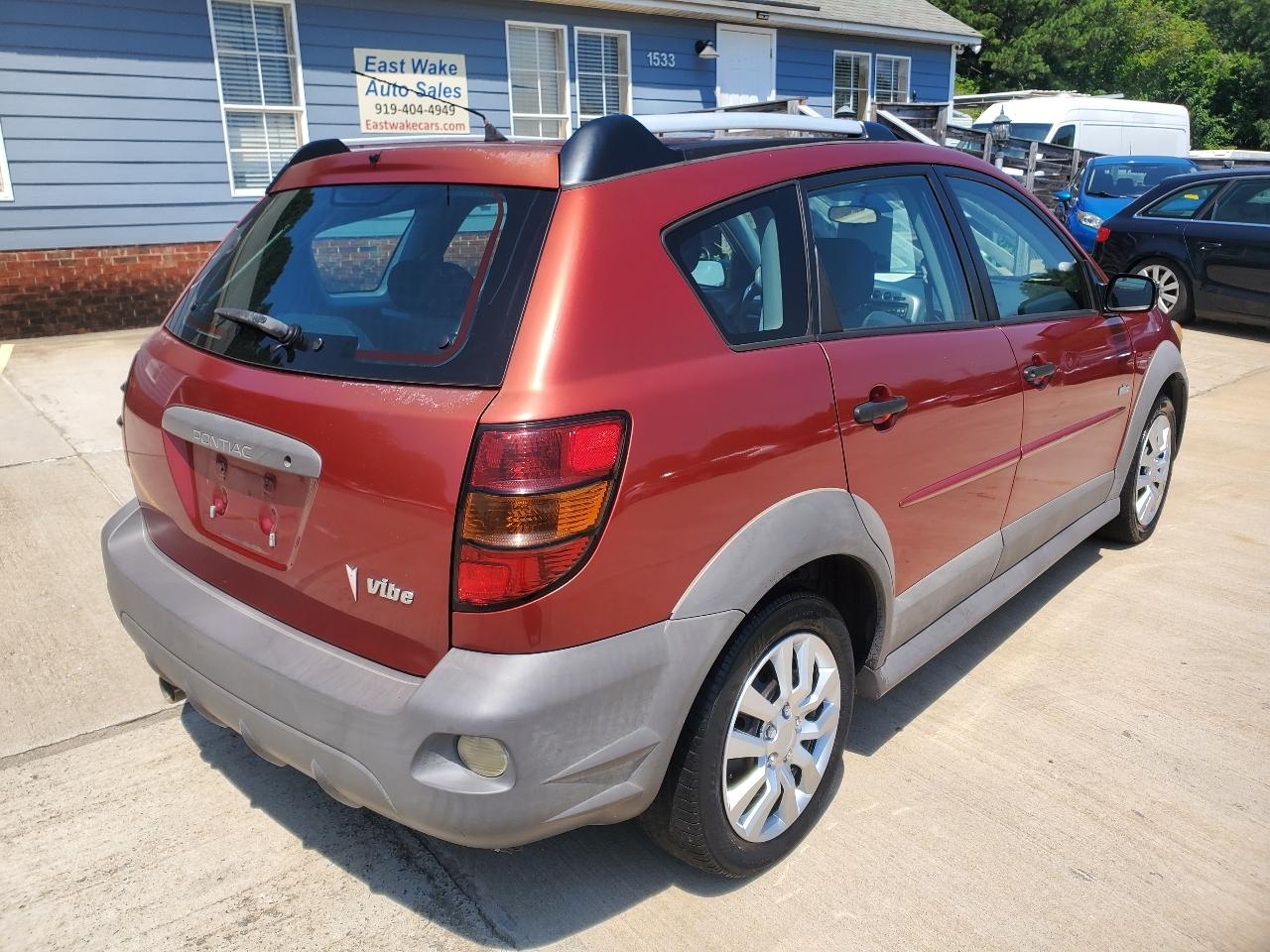 Pontiac Vibe 4dr HB FWD 2008