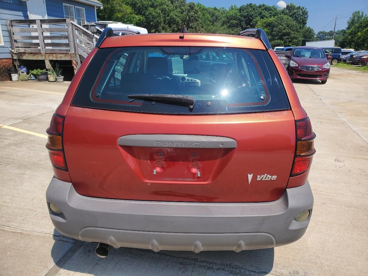 Pontiac Vibe 4dr HB FWD 2008