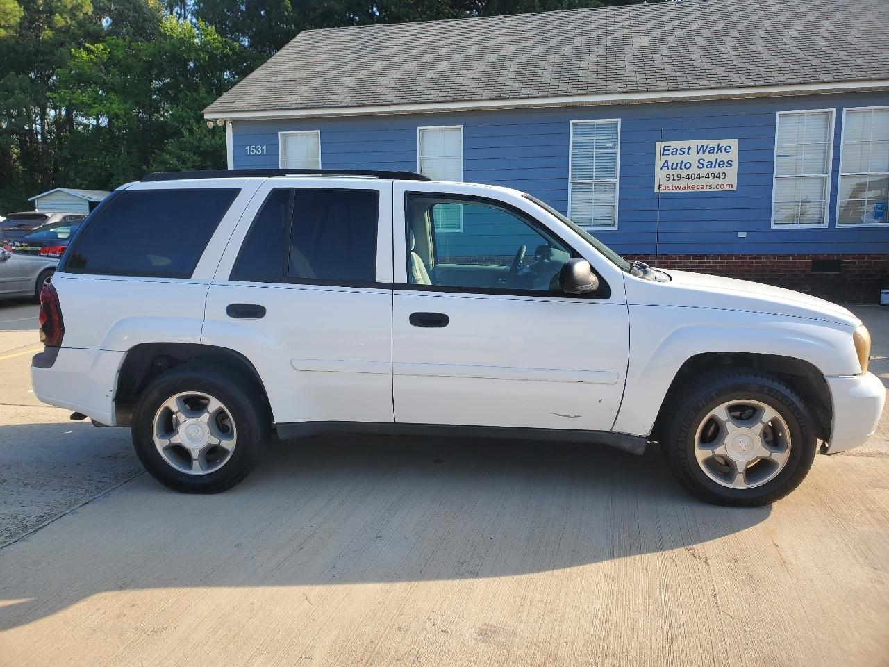Chevrolet TrailBlazer LS1 2WD 2007