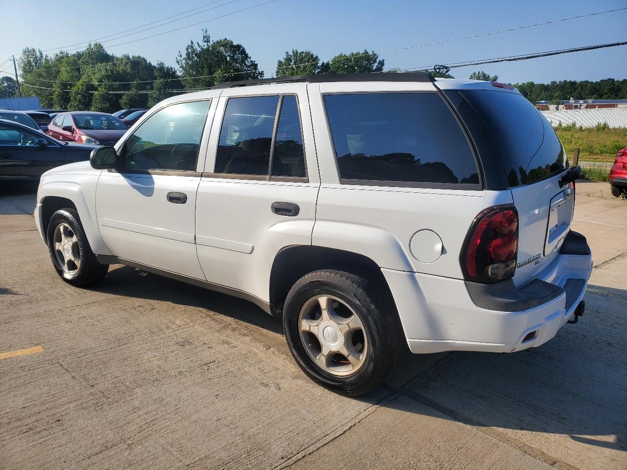 Chevrolet TrailBlazer LS1 2WD 2007