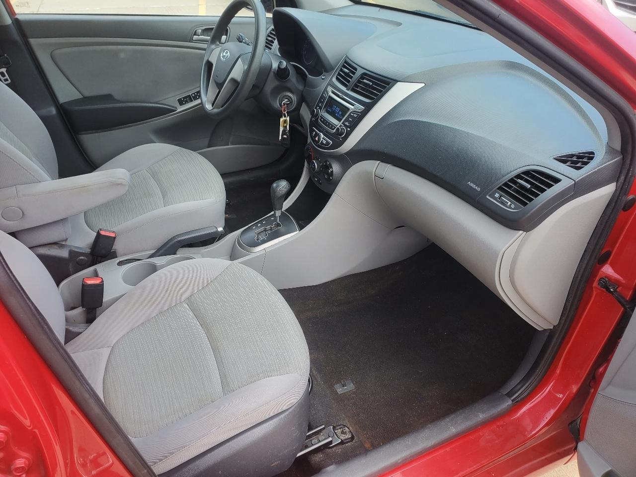Hyundai Accent SE 2017