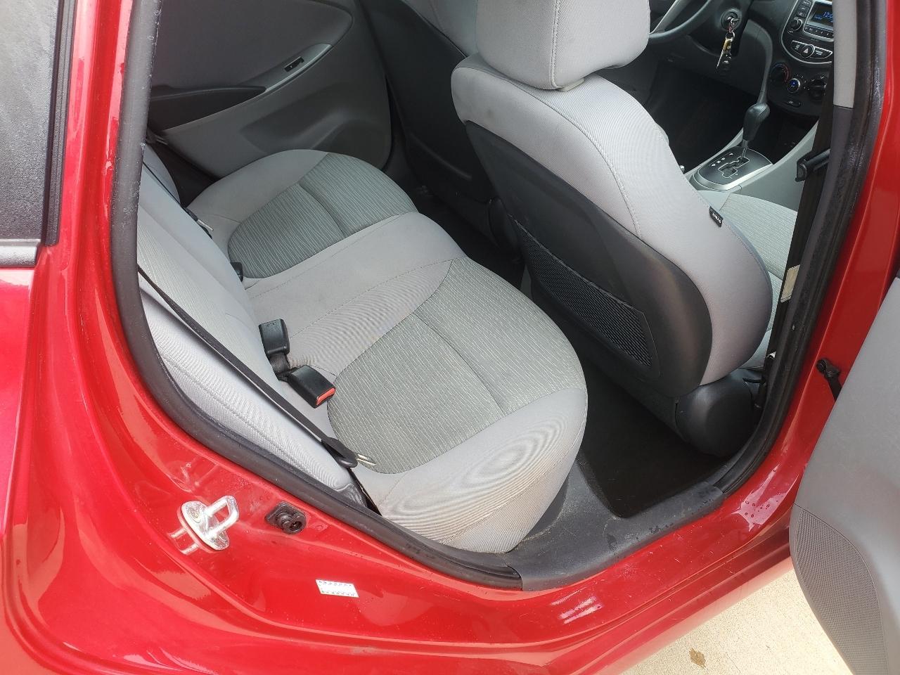 Hyundai Accent SE 2017
