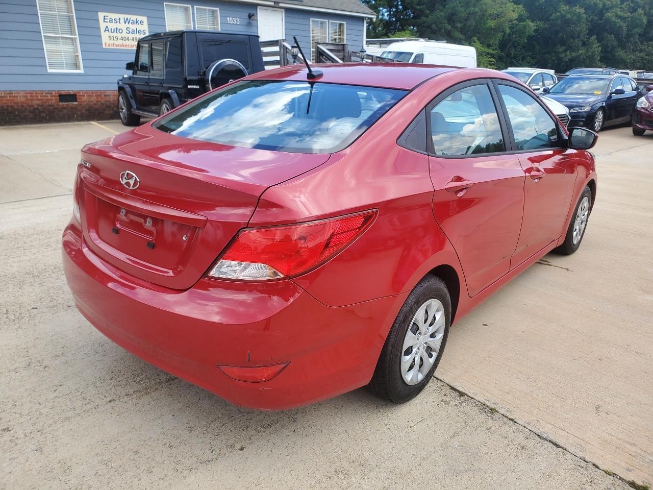 Hyundai Accent SE 2017
