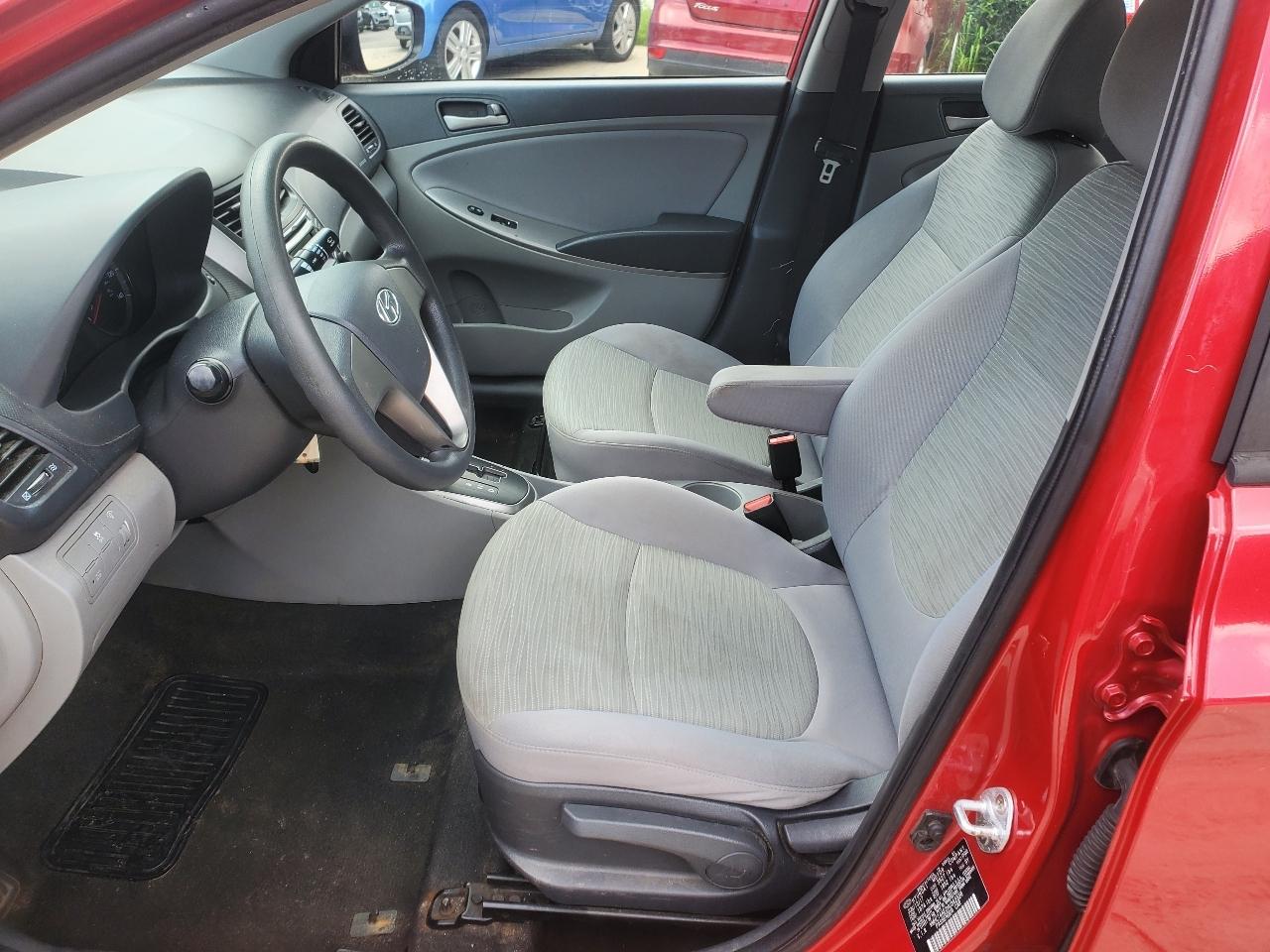 Hyundai Accent SE 2017