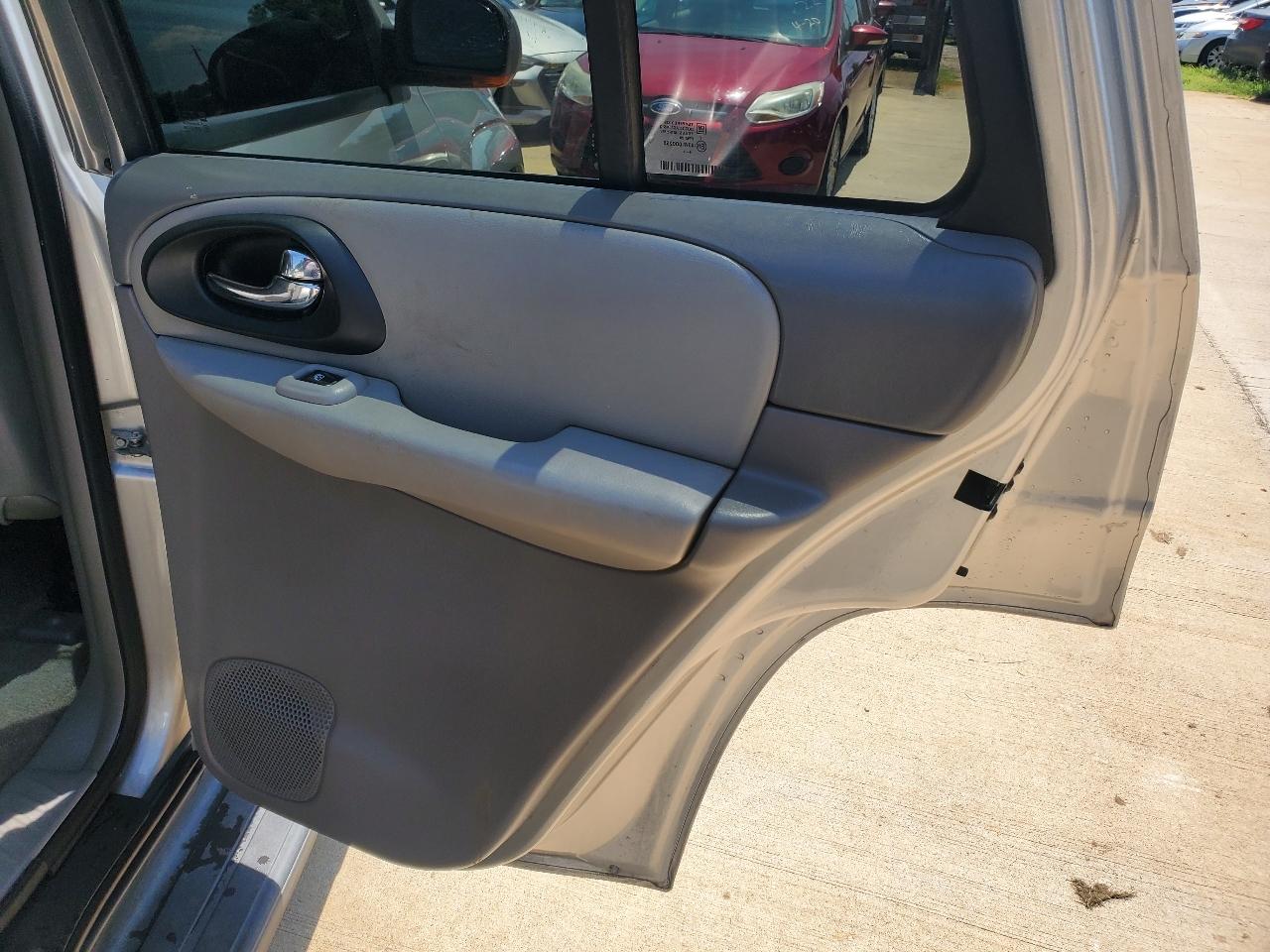 Chevrolet TrailBlazer LT 2WD 2005