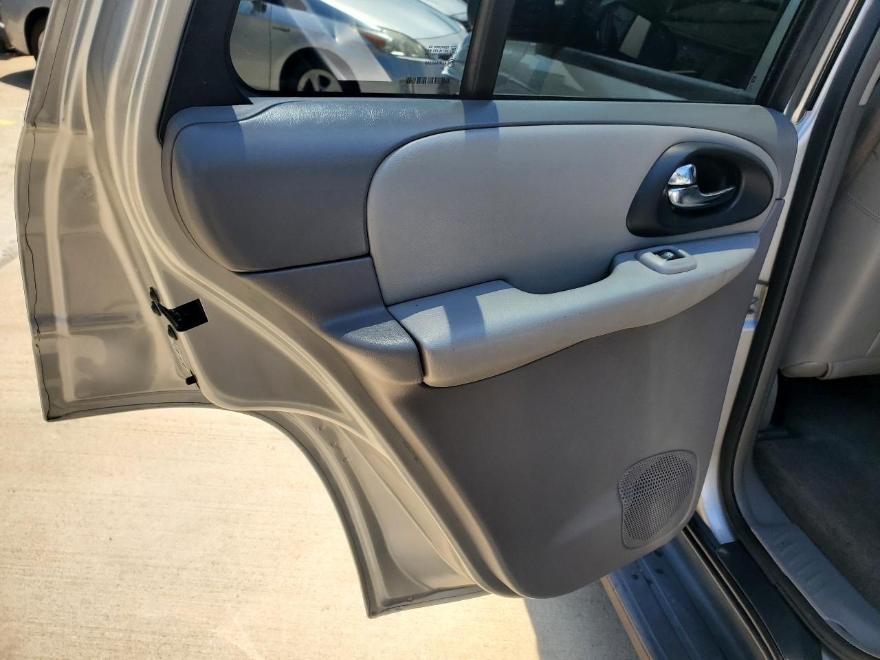 Chevrolet TrailBlazer LT 2WD 2005