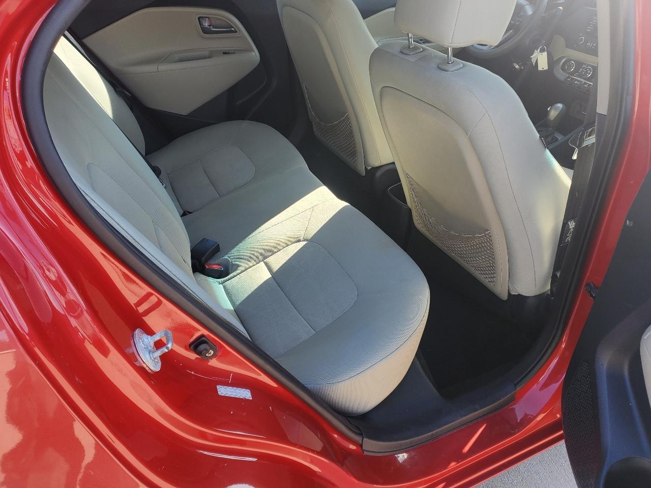 Kia Rio5 LX 2013