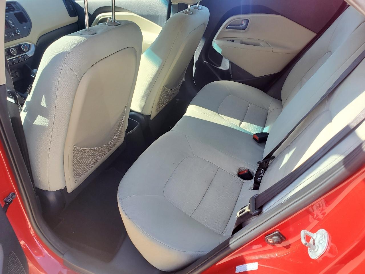 Kia Rio5 LX 2013