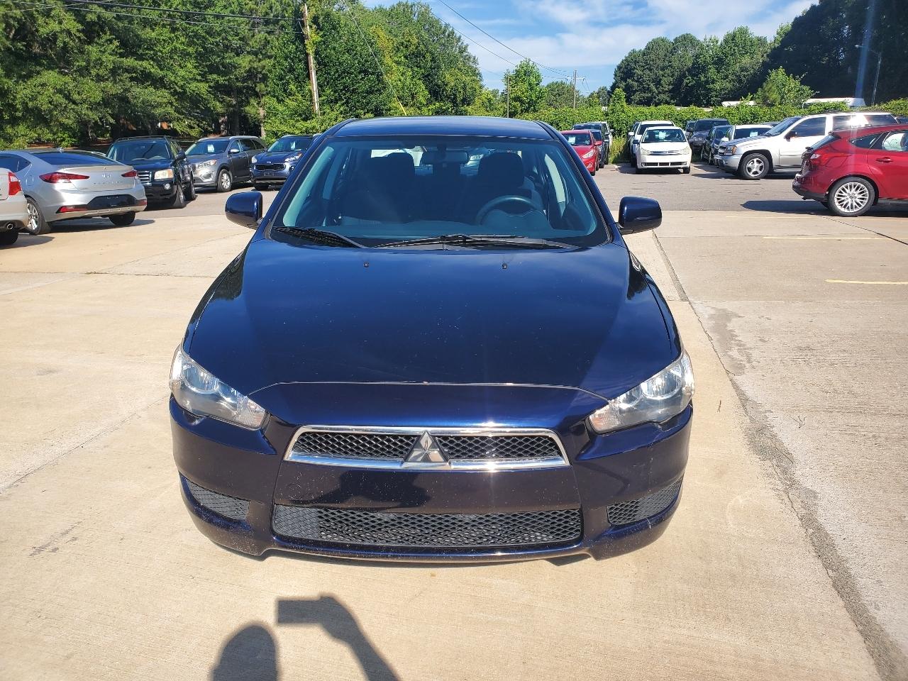 Mitsubishi Lancer ES 2014