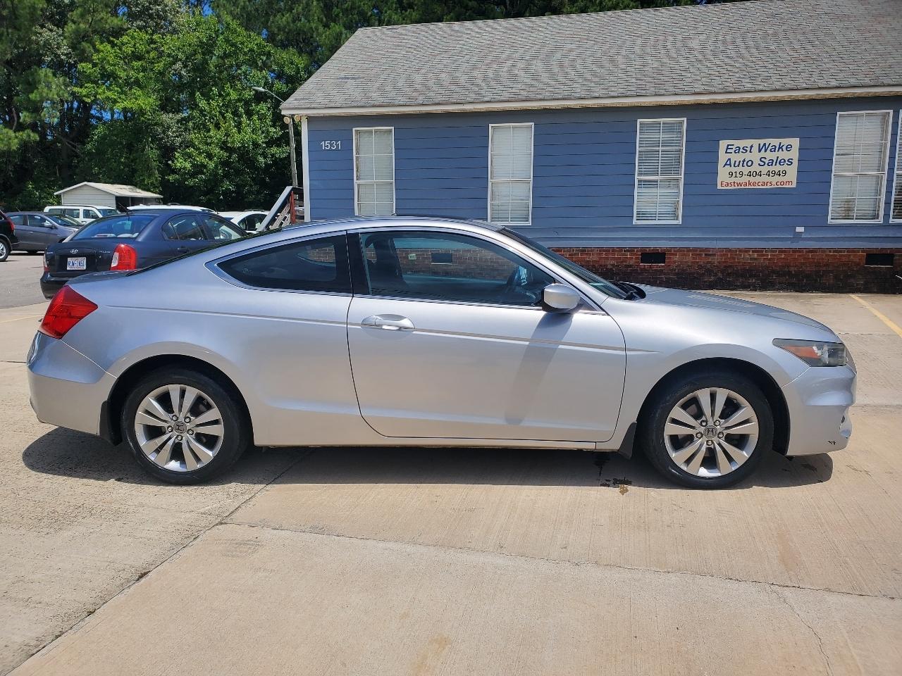 Honda Accord EX coupe AT 2011
