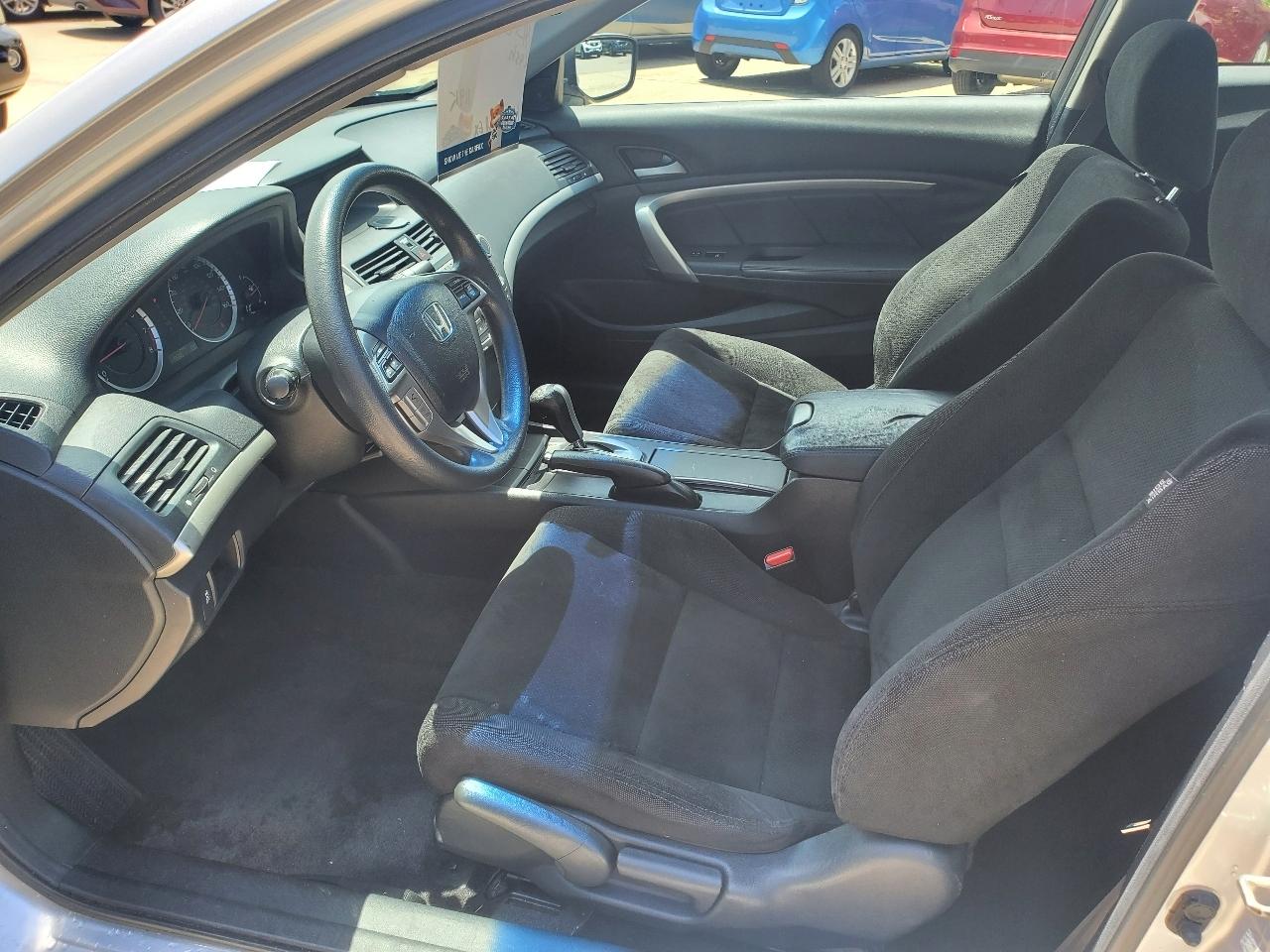 Honda Accord EX coupe AT 2011
