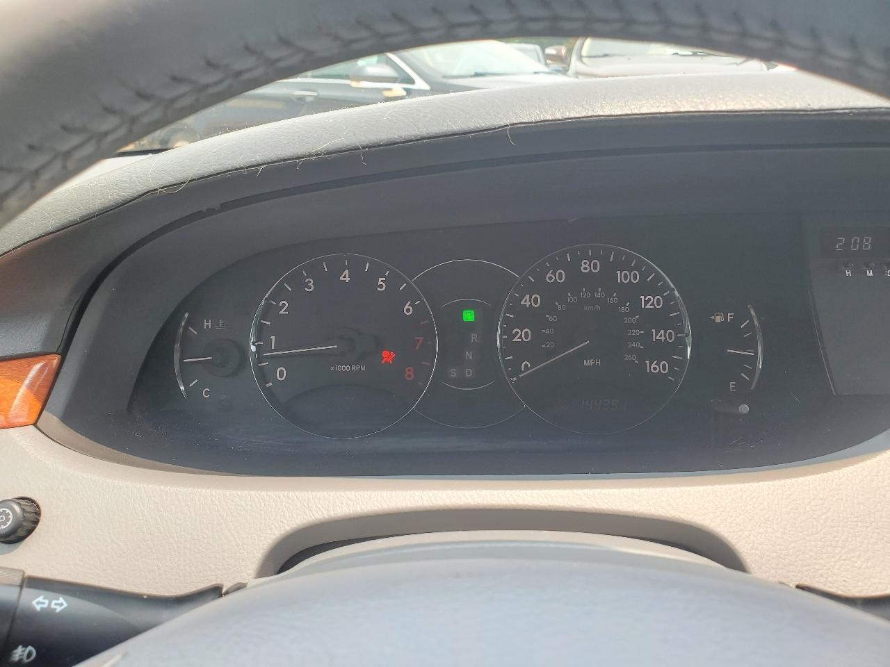 Toyota Avalon XLS 4D Sedan 2005