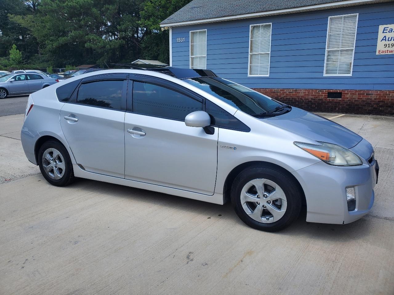 Toyota Prius Prius V 2010