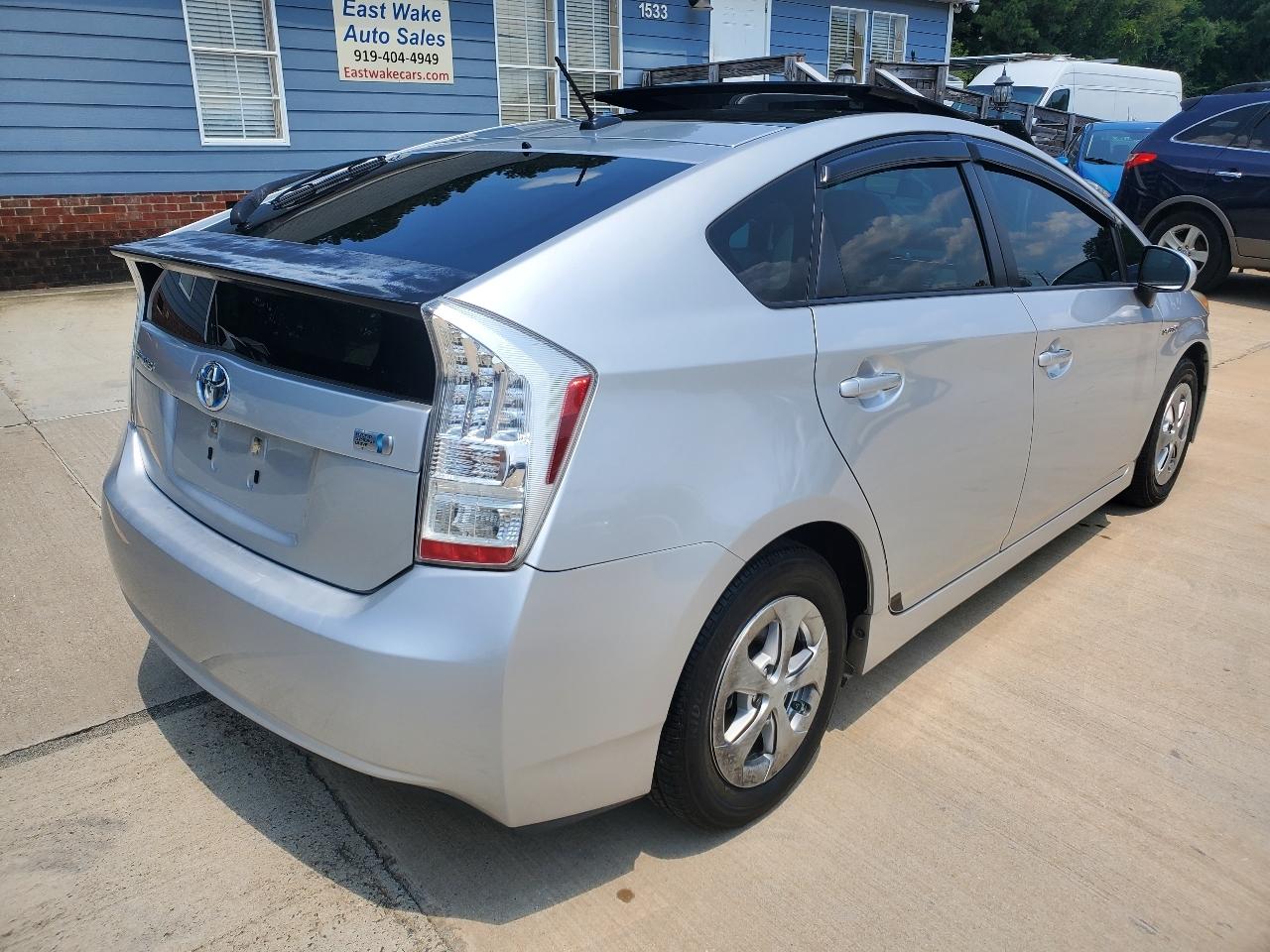 Toyota Prius Prius V 2010