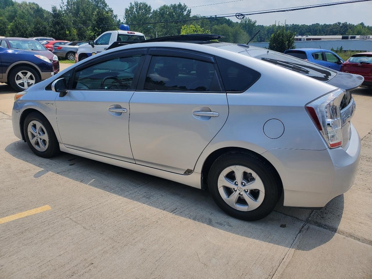 Toyota Prius Prius V 2010