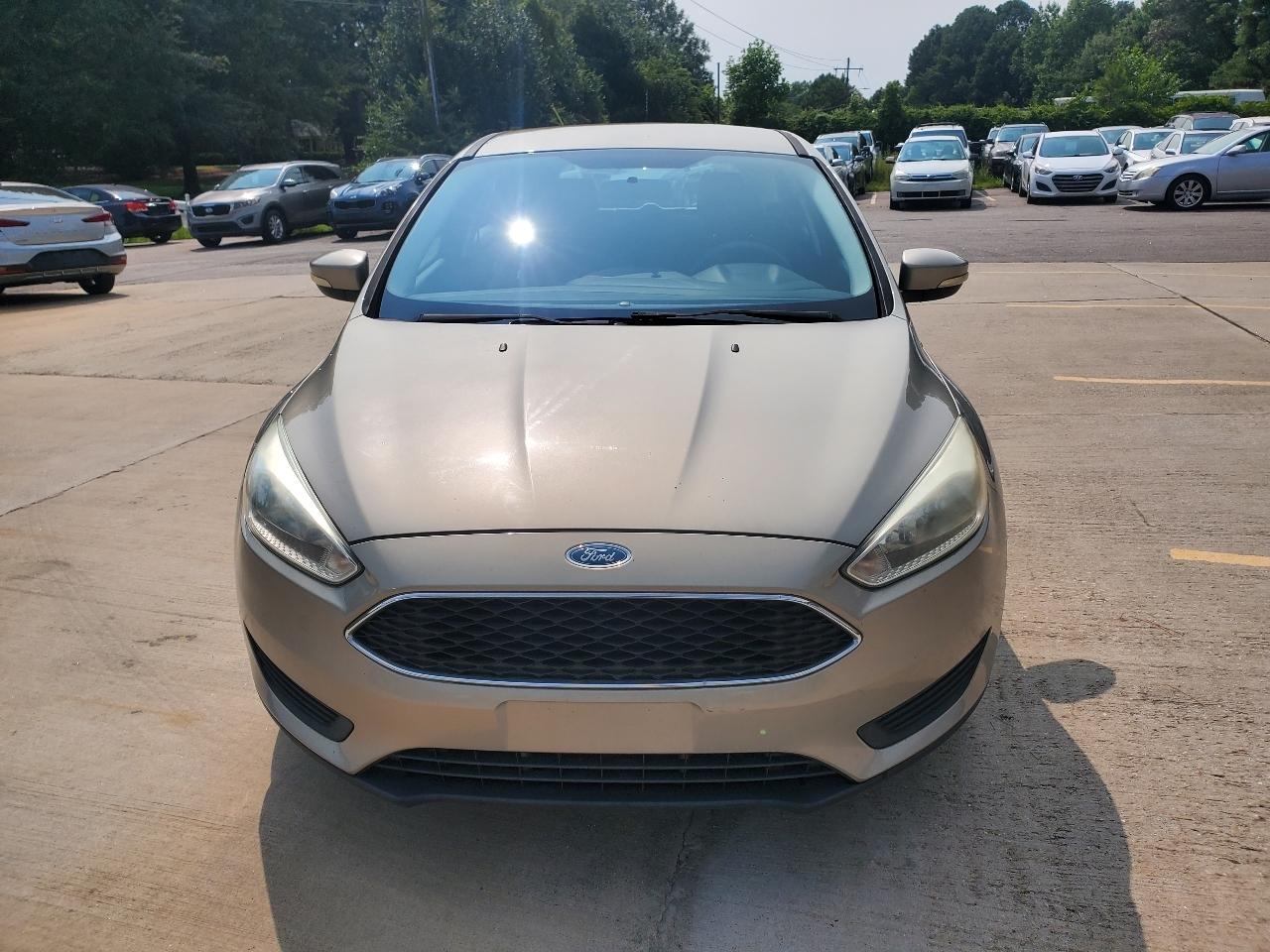 Ford Focus SE 2015