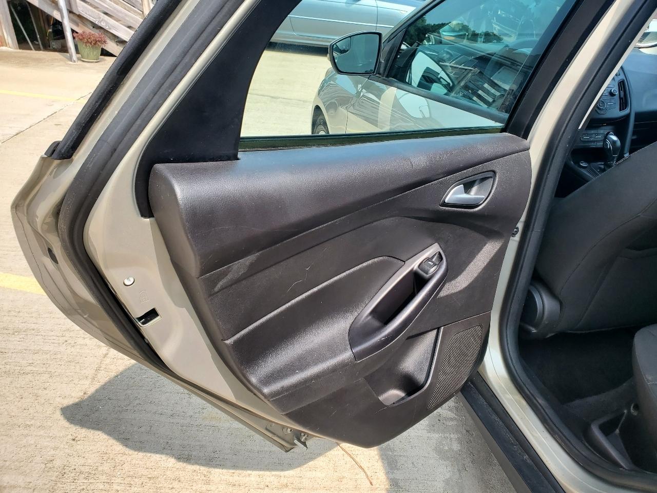 Ford Focus SE 2015