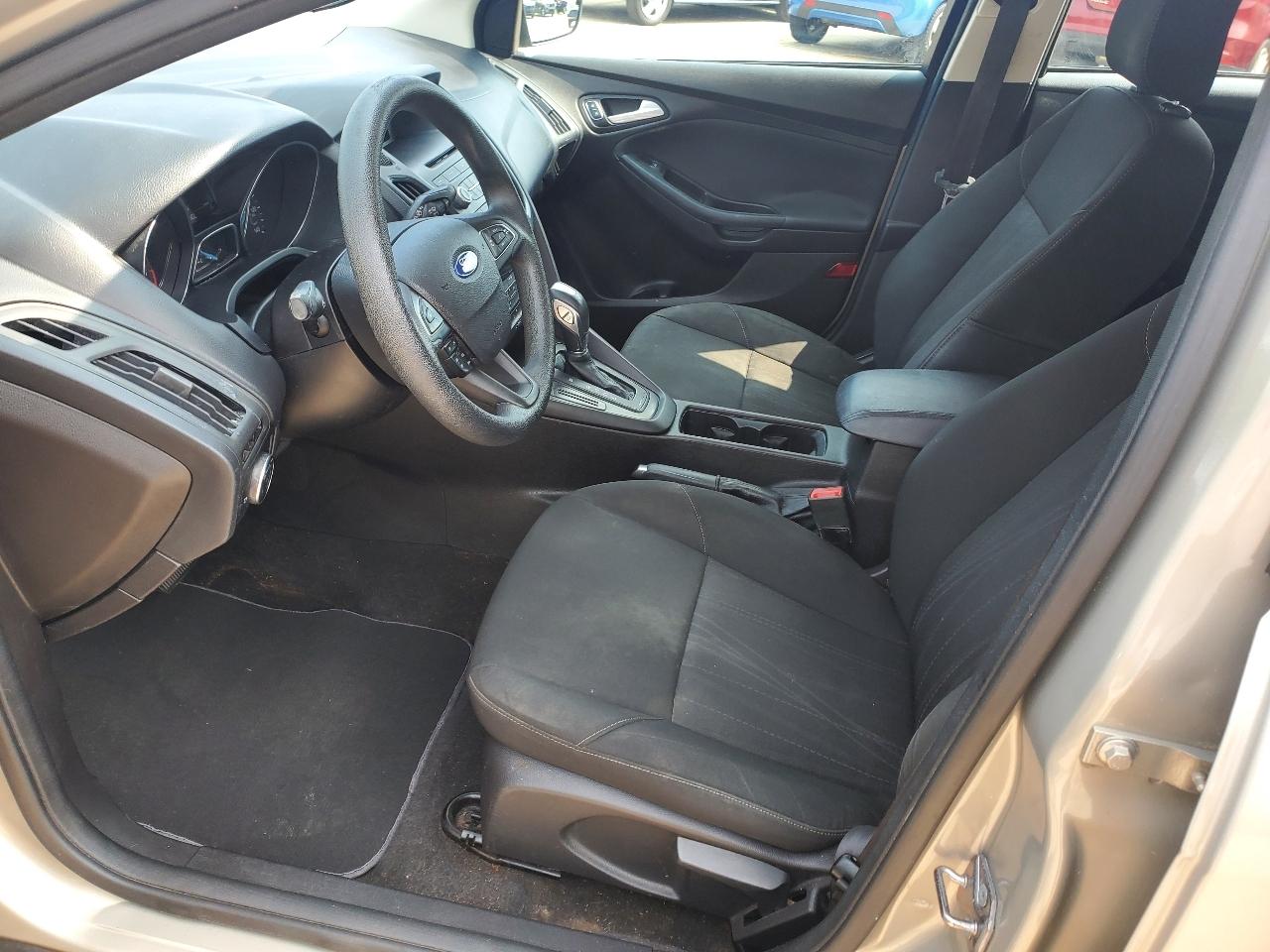 Ford Focus SE 2015