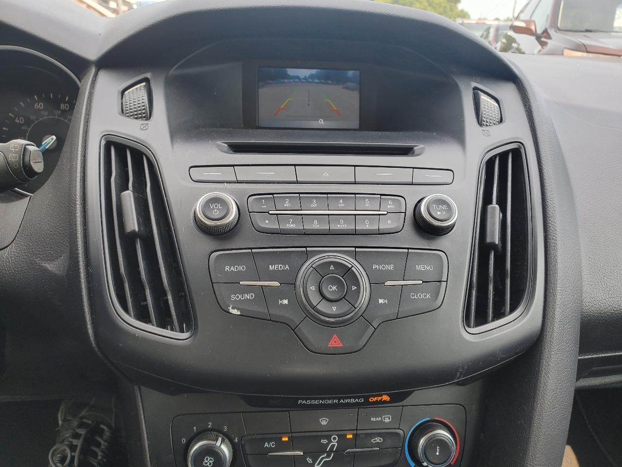 Ford Focus SE 2015
