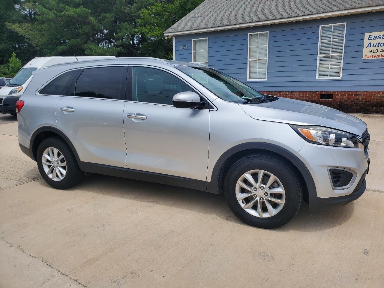 Kia Sorento LX 2WD 2016