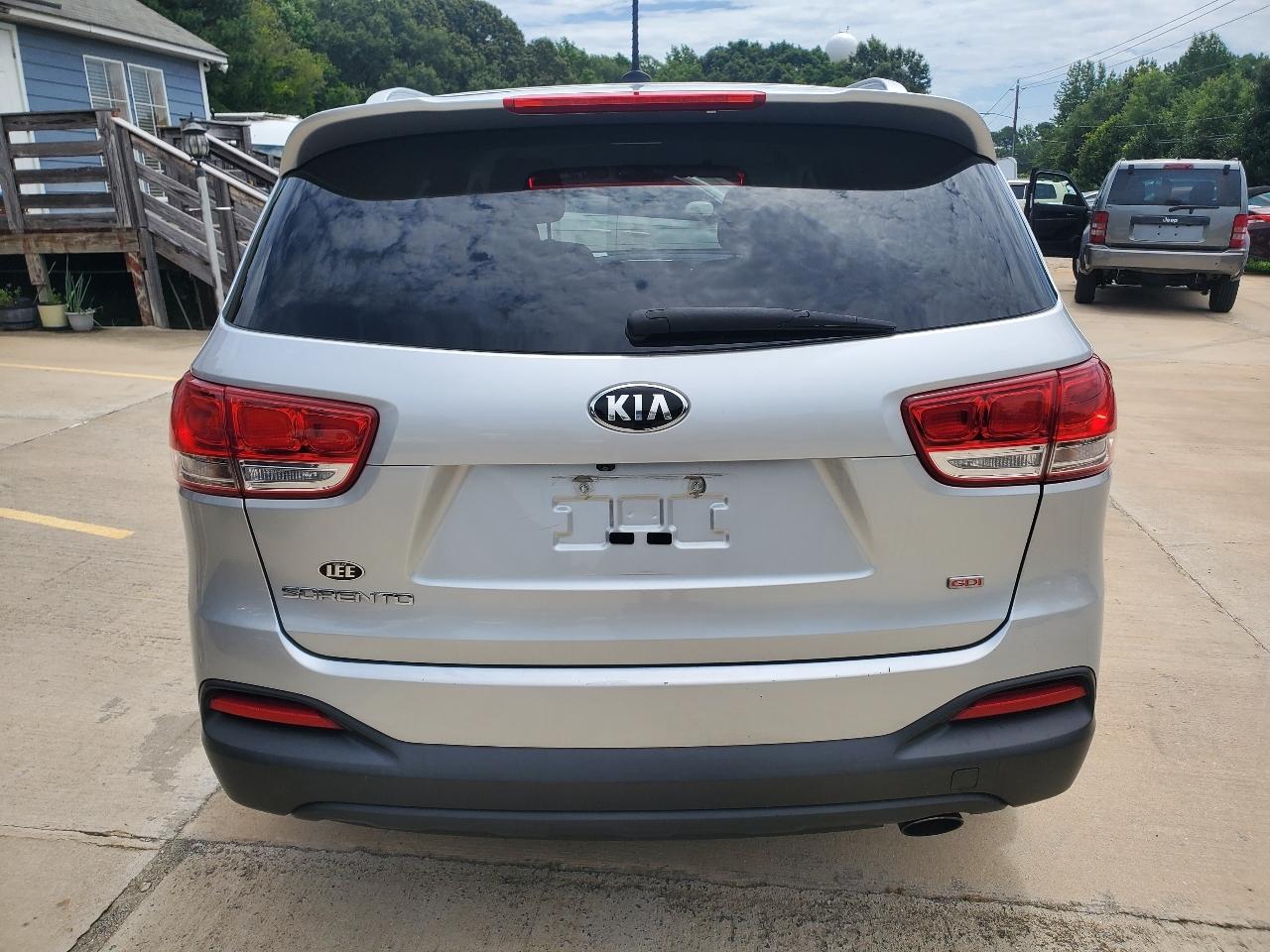 Kia Sorento LX 2WD 2016