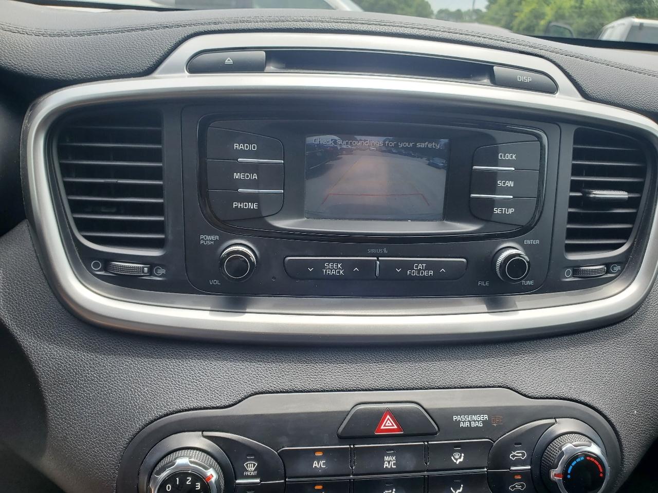 Kia Sorento LX 2WD 2016