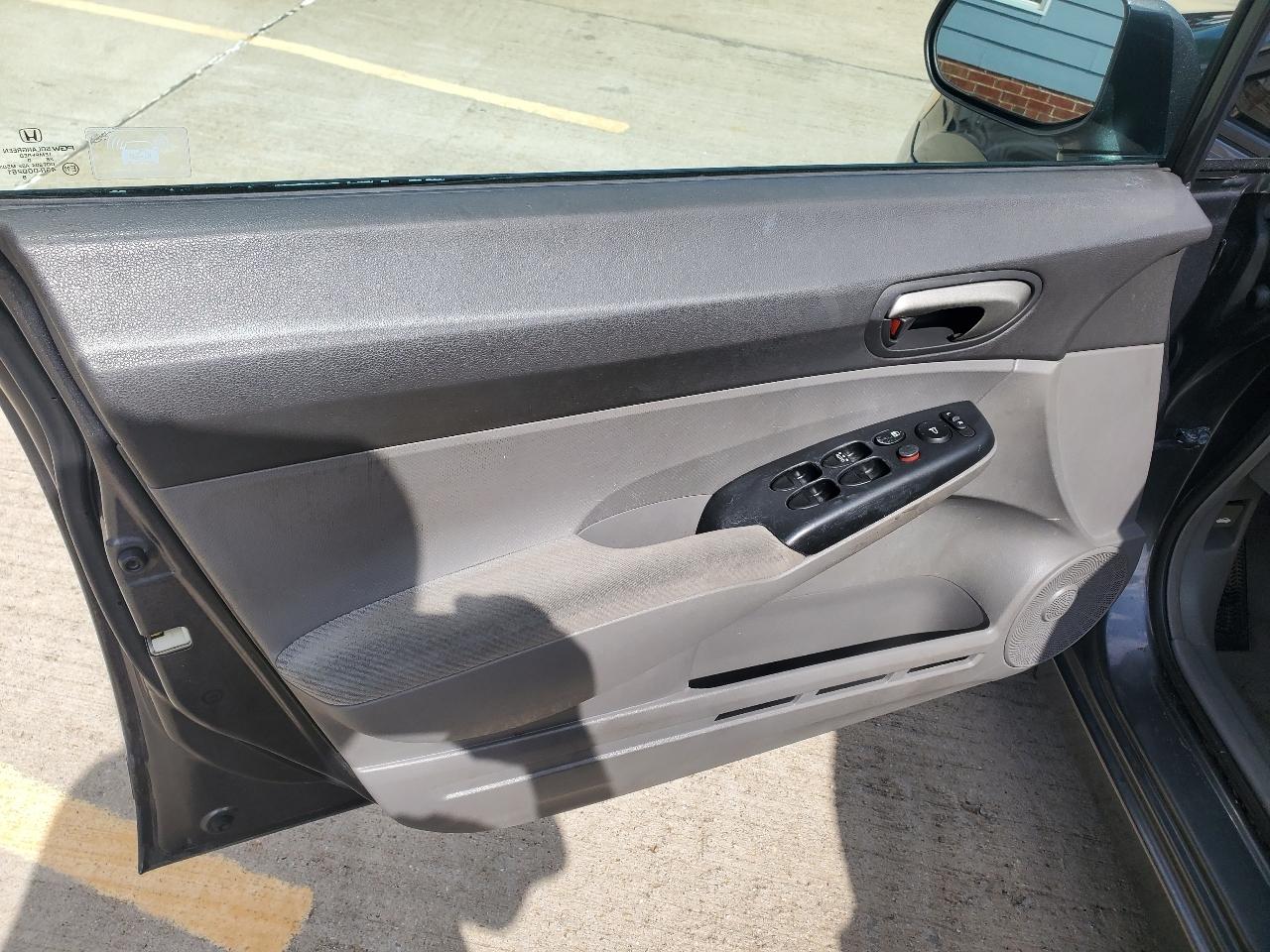 Honda Civic LX sedan 2010