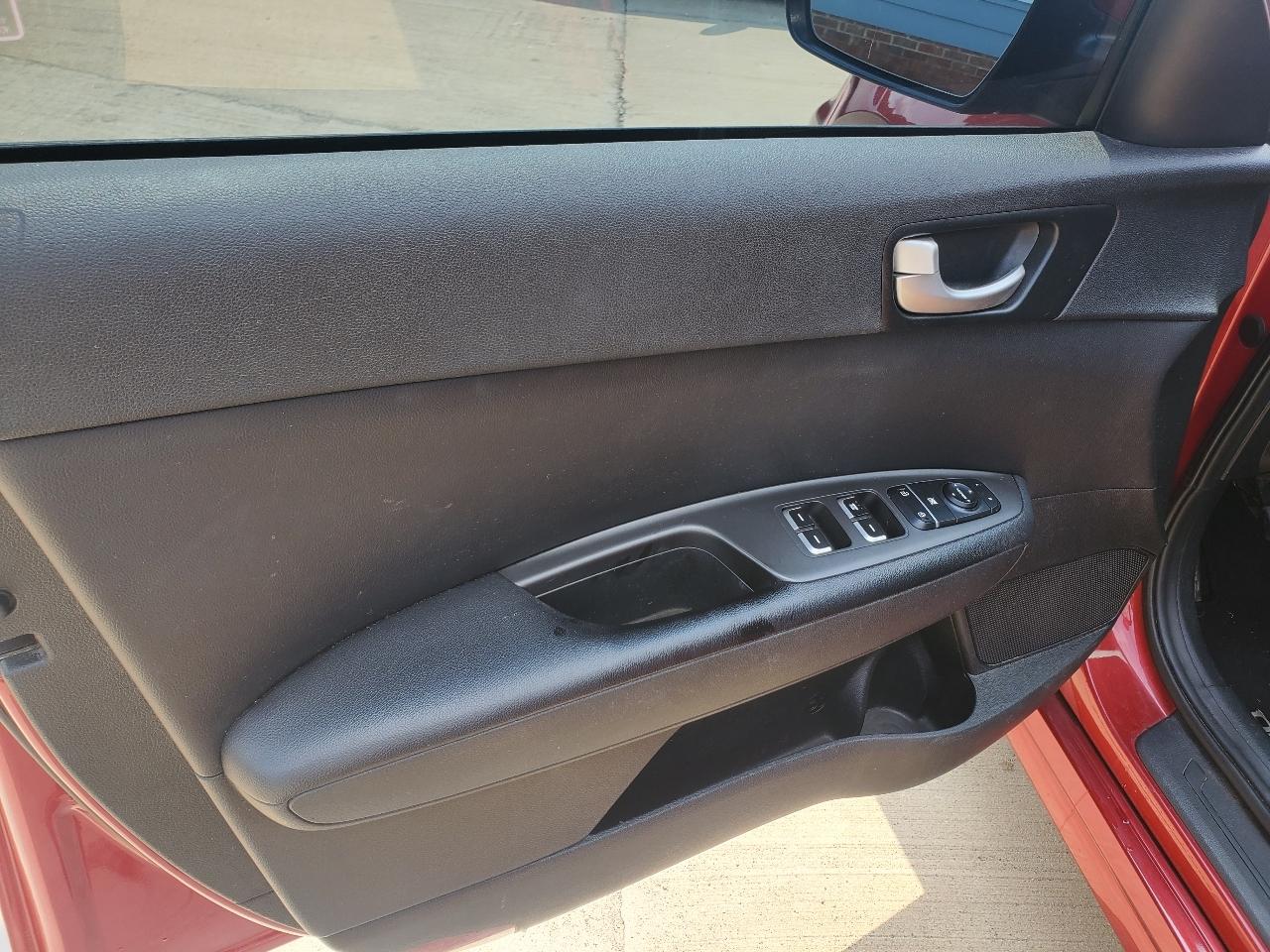 Kia Optima S 4D Sedan 2018