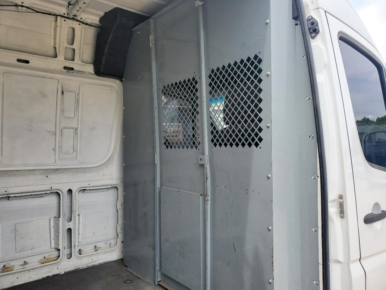 Freightliner Sprinter 2500 144-in. WB 2012
