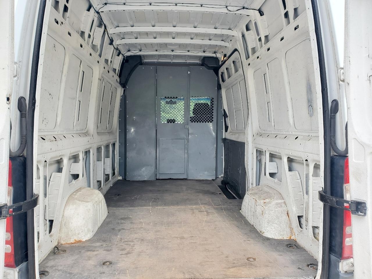 Freightliner Sprinter 2500 144-in. WB 2012