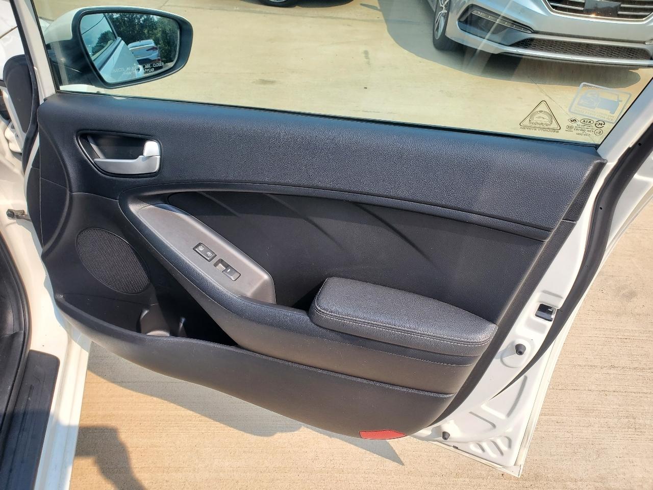 Kia Forte LX Manual 2017