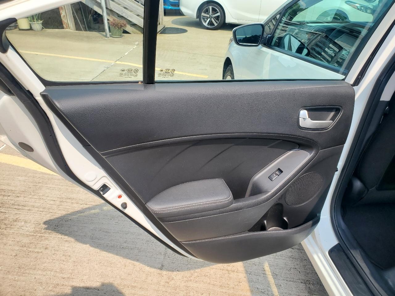 Kia Forte LX Manual 2017