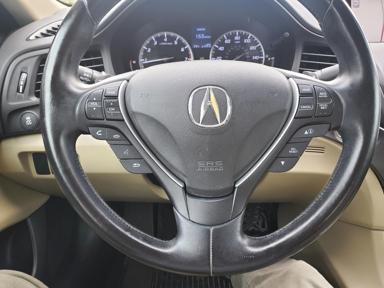 Acura ILX 5-Spd AT w/ Technology Package 2013