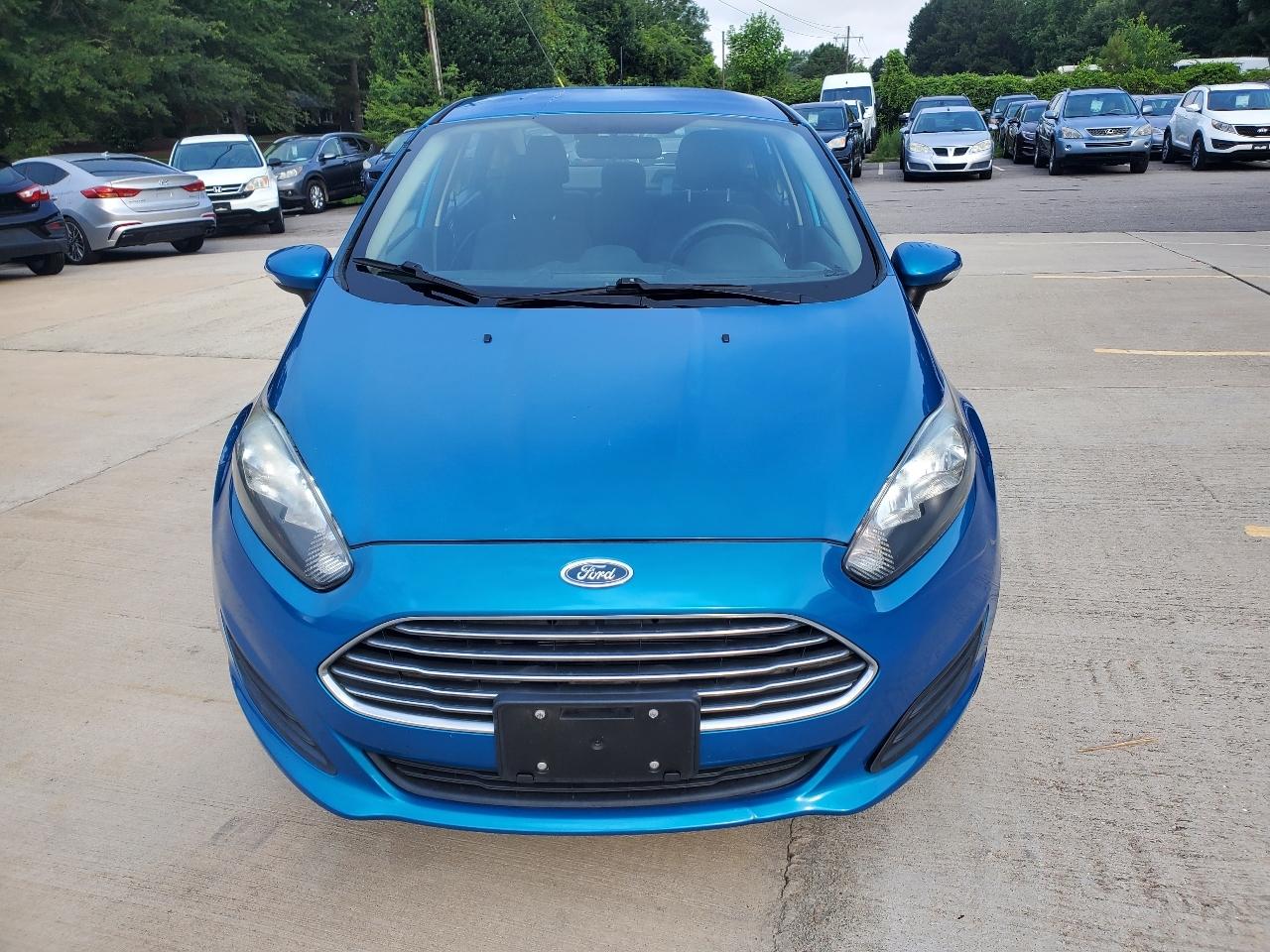 Ford Fiesta SE Sedan 2015