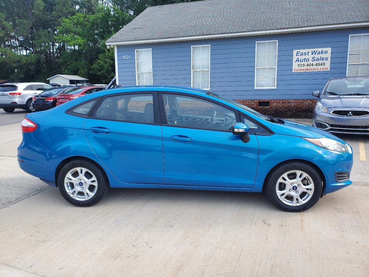Ford Fiesta SE Sedan 2015