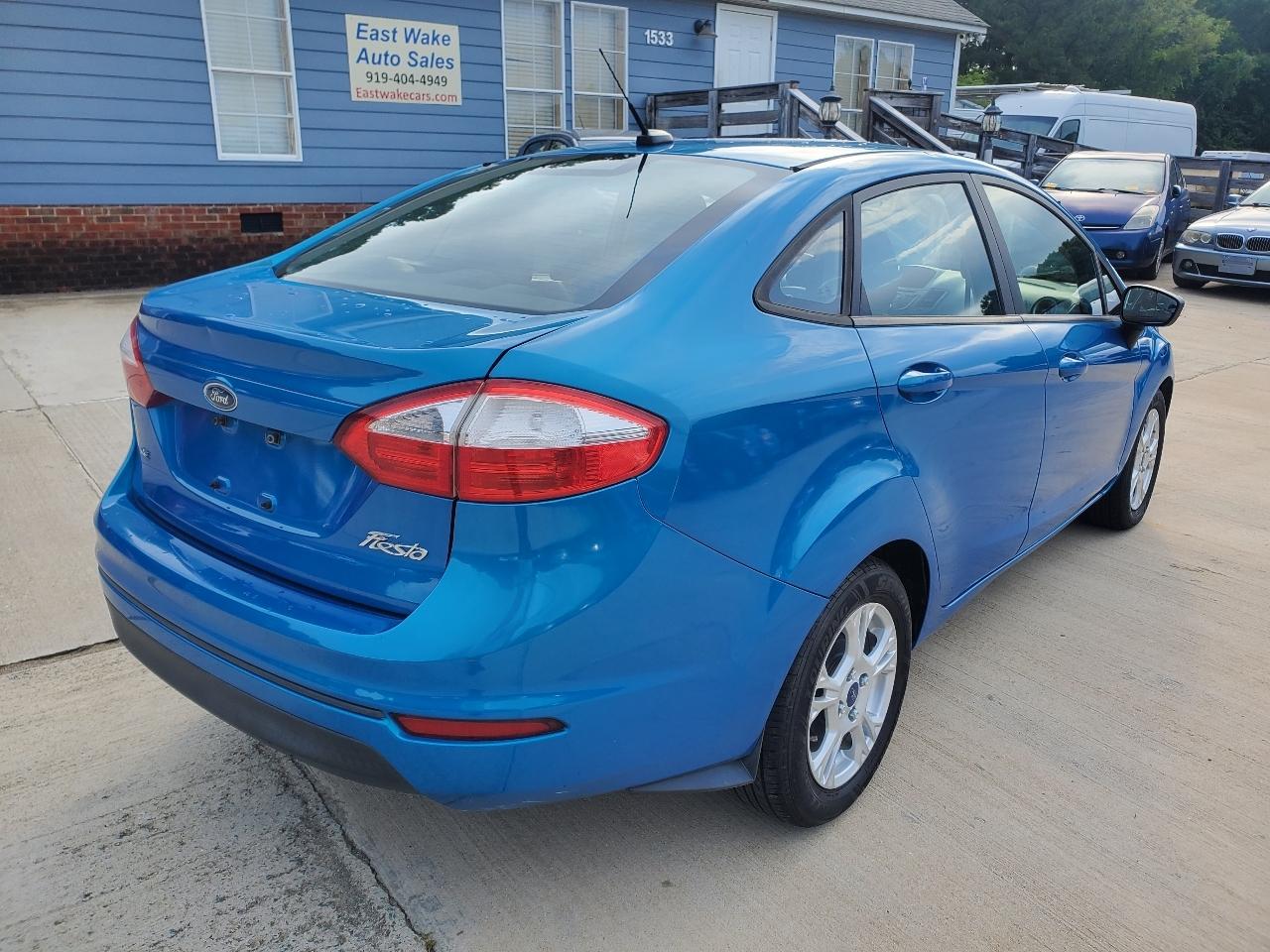 Ford Fiesta SE Sedan 2015