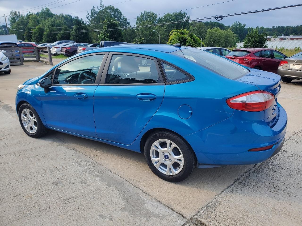 Ford Fiesta SE Sedan 2015
