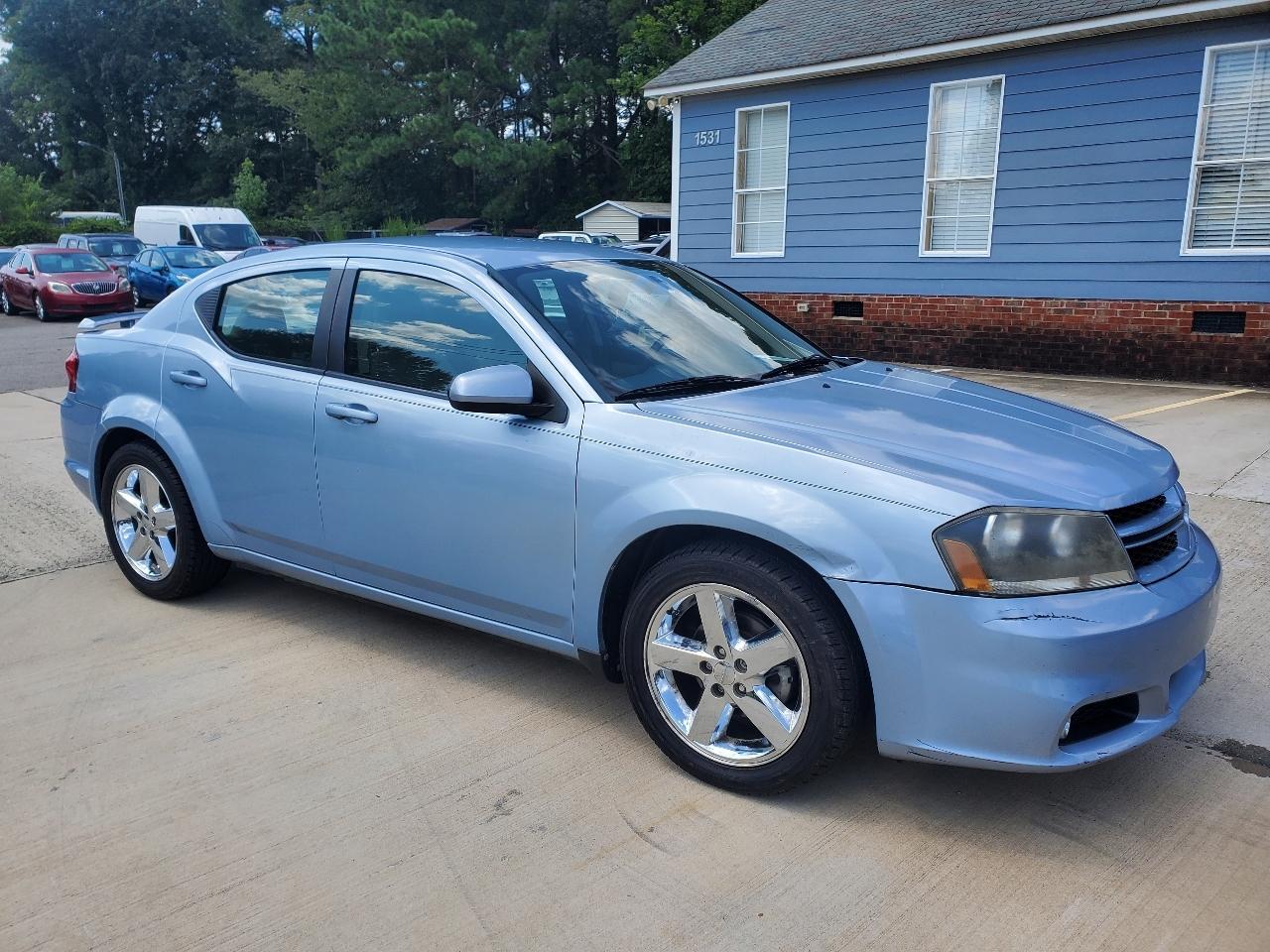 Dodge Avenger SXT 2013
