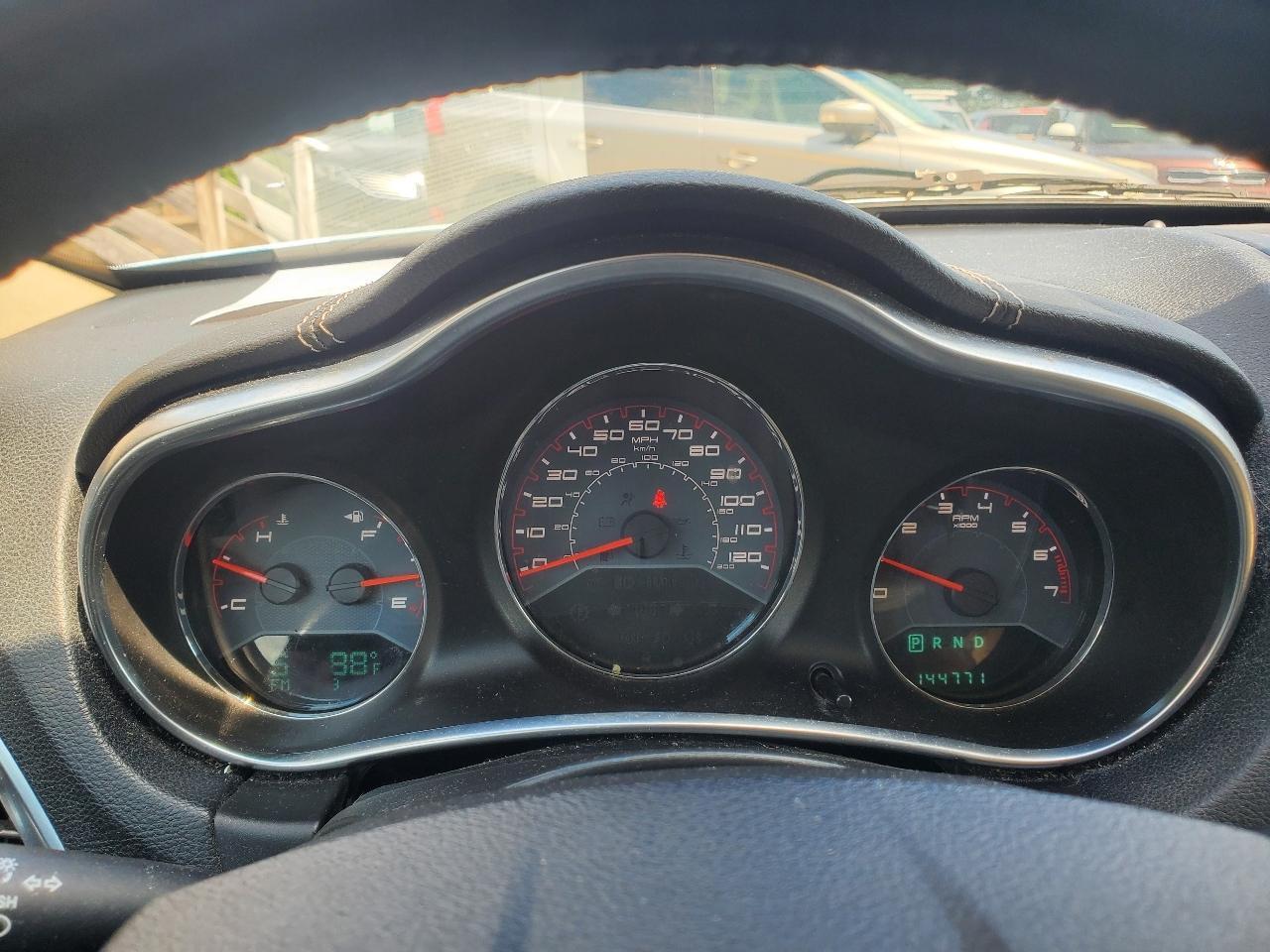 Dodge Avenger SXT 2013