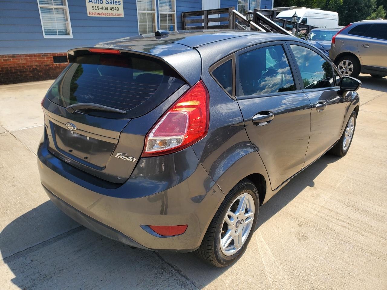 Ford Fiesta SE Hatchback 2018