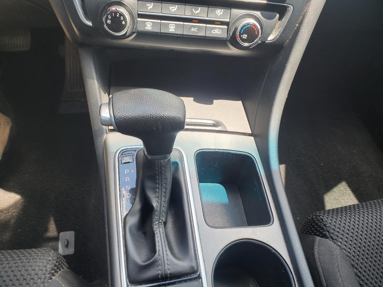 Kia Optima LX 2020
